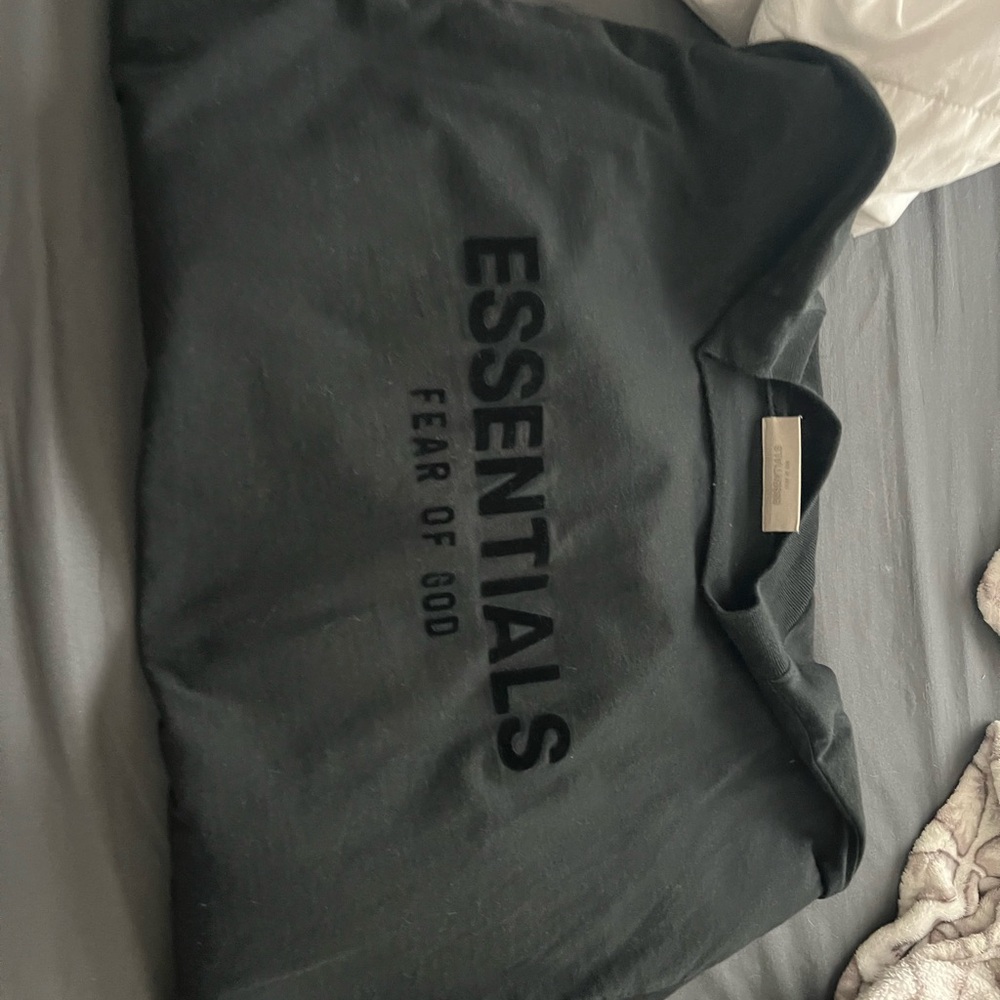 Essentials Fear of God Black T-Shirt